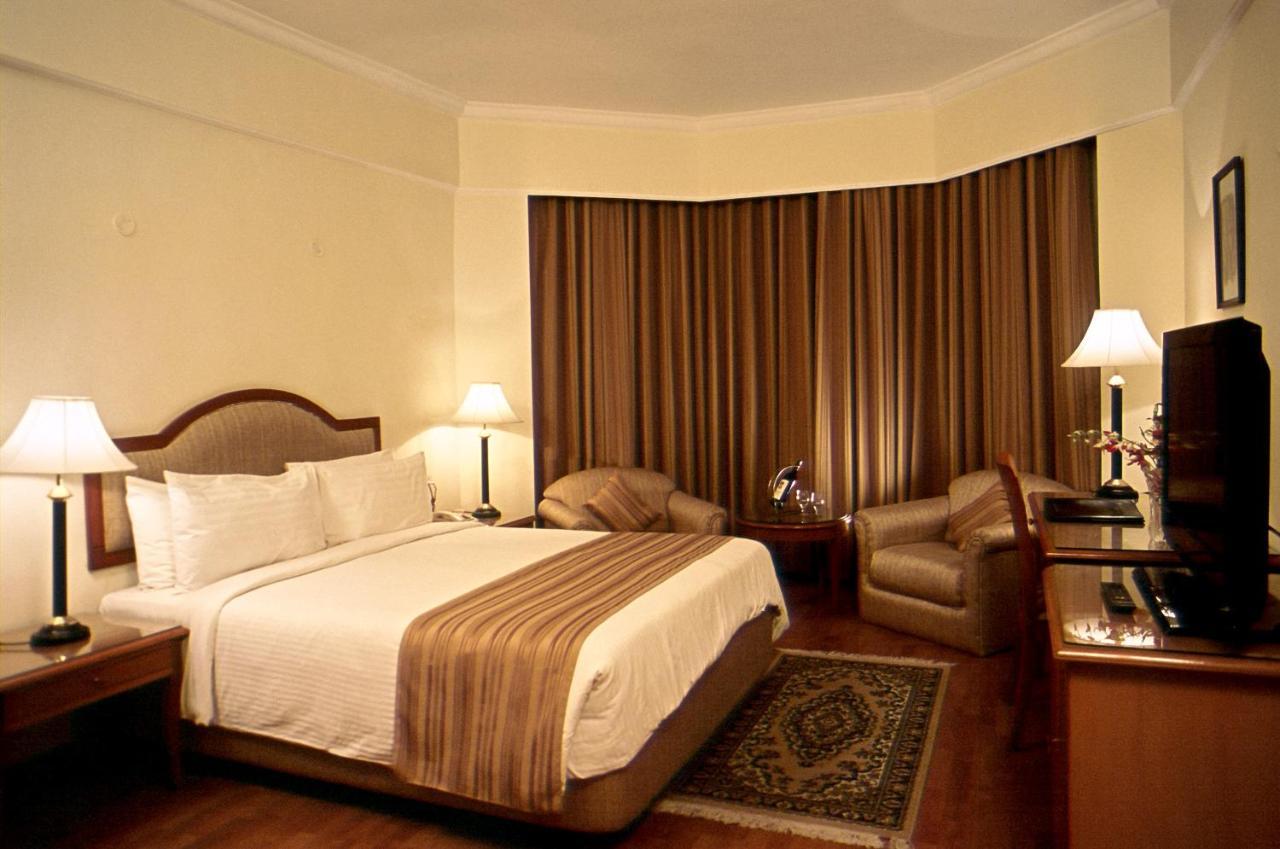 Katriya Hotel And Tower Hyderabad Rum bild